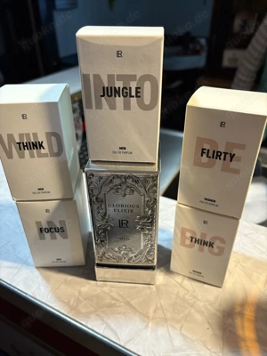 Verschiedene Parfüms Original LR 