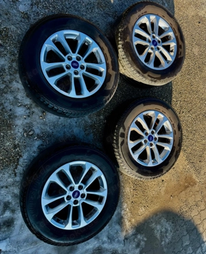 Ford Kuga 1,5 EcoBlue Titanium Bild 4