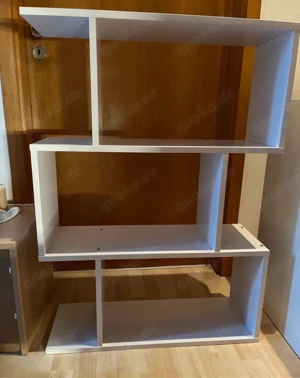 Weisses Regal von Vicco