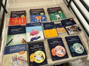 Pflege Lehrbücher 