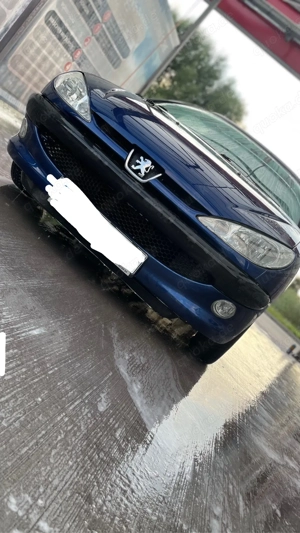 Peugeot 206 (F) mit TÜV  Bild 4