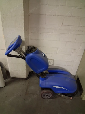 Profi Scheuersaugmaschine SWM20E - Bj. 2022 - Top Zustand