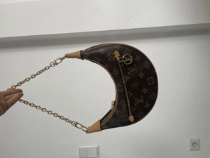 Louis Vuitton Loop Neu