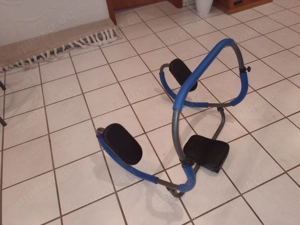 Bauchtrainer 