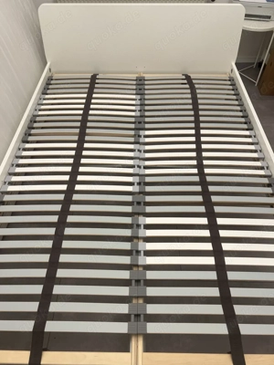 Ikea Bett Askvoll 140x200 mit Lattenrost 
