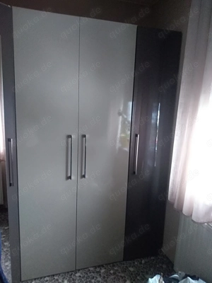 Eckkleiderschrank Hochglanz 