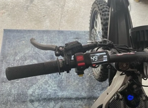  Elektromotorrad sur ron light bee 