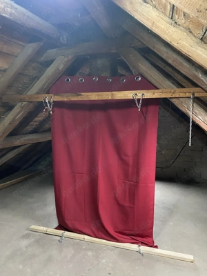 Sklavin gesucht im Alter von 18 - 25 Jahre