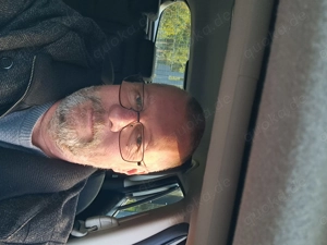 Suche eine natürliche und gerne etwas kurvige Sie 