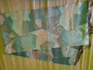 Schwarzer Schal für 3     Schal mit Muster für 2        EINZELKAUF JEDERZEIT MÖGLICH Bild 7