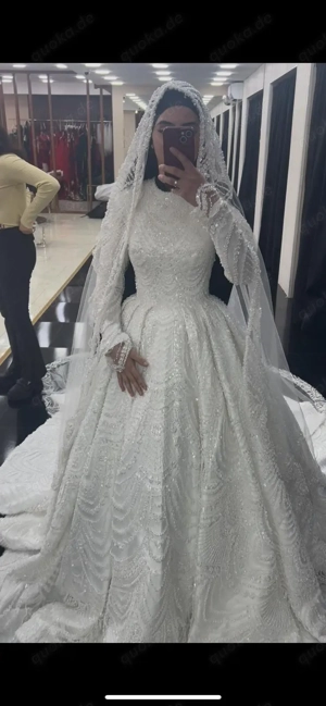 Luxuriöse Dubai Brautkleid  Bild 2