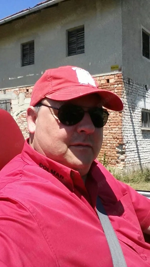 Suche unklompizierte Sie, gerne älter.