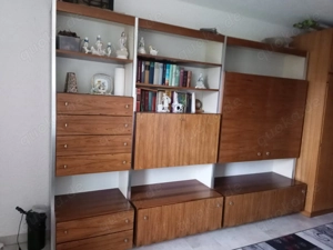 Wohnwand auch für Büro geeignet