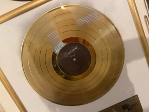 Goldene limitierte Schallplatte