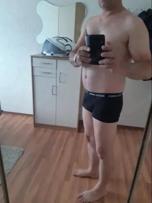 Großzügiger Er 45 sucht sie zwischen 18 und 45 