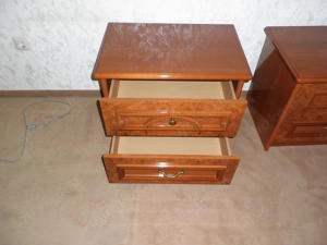 2 Nachttische, 2 Schübe, Kirsch, B 65 cm H 52 cm Bild 4