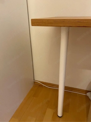 Schreibtisch mit Massivholzplatte und Rollcontainer Bild 6