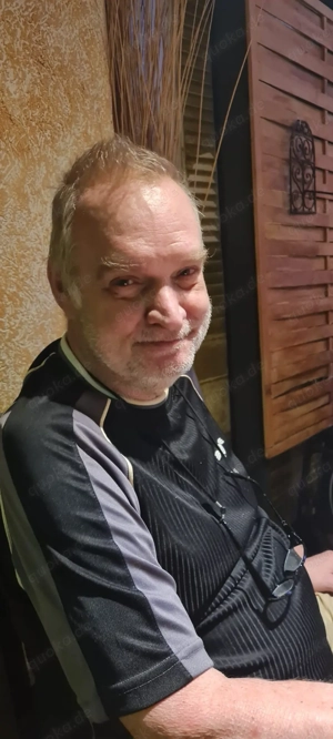 suche extrem dünne sie für regelmäßige Treffen 