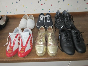 Damenschuhe Gr.35-36 sehr gut erhalten ,teils neuwertig Bild 4