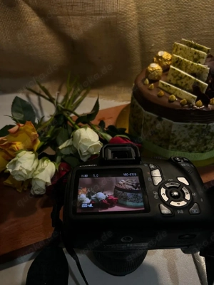 Canon EOS 1100D Kamera   wie neu