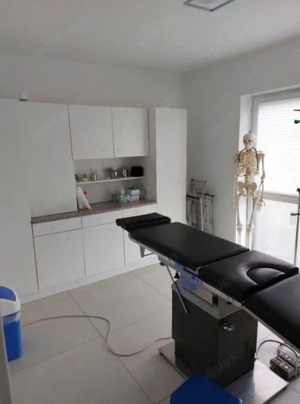 Älterer Mitspieler (mind. 50+) für Doktorspiele gesucht  Bild 2