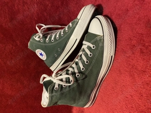 Convers chucks Allstar n Grün.Der Schuh ist noch in einem sehr guten Zustand