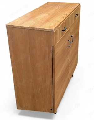 Vintage Schuhschrank mit Industrie-Charme Bild 2
