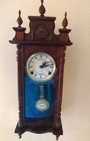 Wanduhr, Regulator, mit Schlüsselaufzug und Schlagwerk