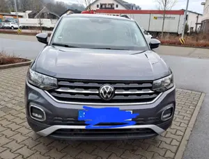 Volkswagen T-Cross 1.0 TSI  ACTIVE GARANTIE AHK 8-fach bereift