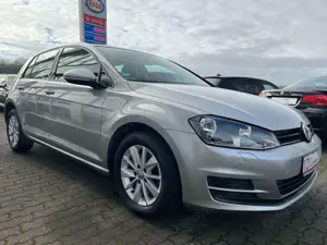 Volkswagen Golf VII  1.2*KLIMAAU-*SHZ*TEMPO*ALU*