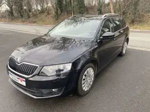 Skoda Octavia Style + NAVI+KLIMAAUTO+SHZ+AUTOMATIK