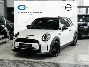 MINI Cooper SE Classic Trim Leder Panorama Kamera HUD