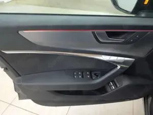 Audi A6 A6 Avant 55 TFSI e quattro sport Navi AHK Leder Bild 4