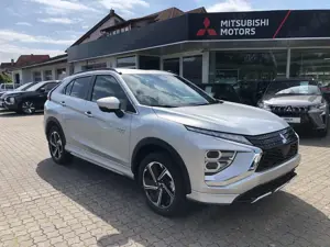 Mitsubishi Eclipse Cross Plus Select Hybrid 4WD