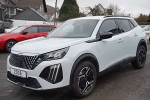 Peugeot 2008 Hybrid 145 Allure LED;Navi;Sitzheiz.;Kamera