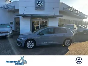 Volkswagen Golf 8 DA 1.5 TSI DSG R-Line