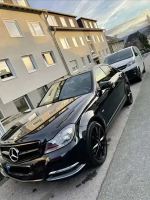 Mercedes-Benz C 180 CGI BlueEFFICIENCY Avantgarde