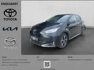 Toyota Yaris 1.5 Hybrid Teamplayer Comfort Paket