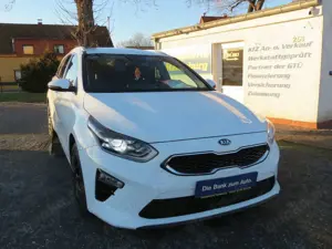 Kia Ceed SW / cee'd SW Vision Kombi SR+WR!! Navi!!