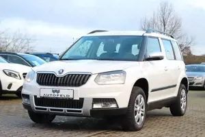 Skoda Yeti 1.2 TSI Active Outdoor/1.HAND/VOLLSHEFT/AHK Bild 1