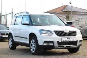 Skoda Yeti 1.2 TSI Active Outdoor/1.HAND/VOLLSHEFT/AHK Bild 3