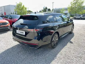 Volkswagen Passat R-Line Signature Gewerbe- Sonderleasing Bild 4