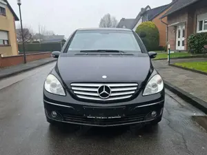 Mercedes-Benz B 180 B 180 CDI Automatik Tüv 10/2027 Bild 2