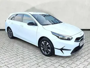 Kia Ceed SW / cee'd SW Sportswagon 1.0 T-Gdi Ultimate Edition Navi 74 ...