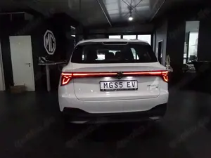 MG Others MGS5 Comfort 49kWh Standard Range Tageszulassung Bild 3