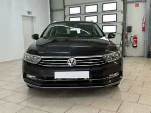 Volkswagen Passat Variant Highline 1.8 TSI DSG Navi ACC Kamera Massa Bild 4