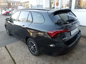 Fiat Tipo Kombi 1,6 Multijej 96 kW (130 PS) Klimaautomatik L Bild 3