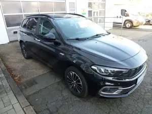 Fiat Tipo Kombi 1,6 Multijej 96 kW (130 PS) Klimaautomatik L Bild 2