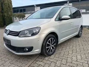 Volkswagen Touran Comfortline BMT/Auto/Navi/Tüv Neu/7Sitzer Bild 2