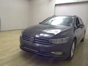 Volkswagen Passat Var. 2.0 TDI Business Navi LED PDC ACC Bild 2